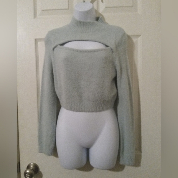 H&M Sweaters - H&M Divided mint blue 💙 fuzzy sweater